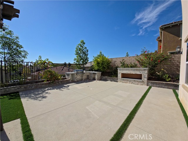 Detail Gallery Image 25 of 25 For 459 White Bark Ln, Simi Valley,  CA 93065 - 5 Beds | 4 Baths