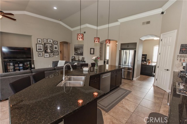 Detail Gallery Image 17 of 65 For 3357 Buckingham, Clovis,  CA 93619 - 4 Beds | 2 Baths