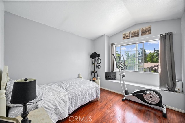 10798 Zinfandel Street, Rancho Cucamonga CA: https://media.crmls.org/medias/490b808d-c7fc-4e5d-ac73-887197e048c8.jpg