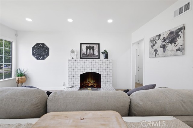 3565 Lashbrook Ave, Rosemead CA: https://media.crmls.org/medias/490bae19-46b7-441e-a539-a8e71cc9c676.jpg