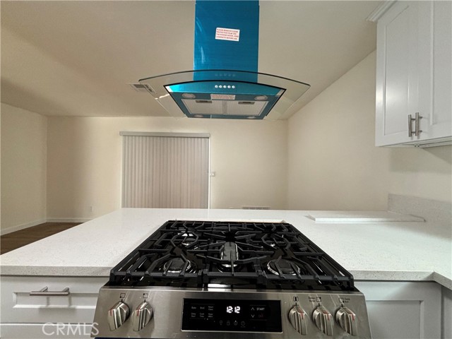 Detail Gallery Image 11 of 31 For 1705 E 111th Pl, Los Angeles,  CA 90059 - 3 Beds | 2 Baths