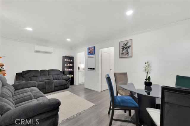 2621 Vineyard Avenue, Los Angeles CA: https://media.crmls.org/medias/490cde62-0cdc-4cb6-899d-0d90deb8a769.jpg