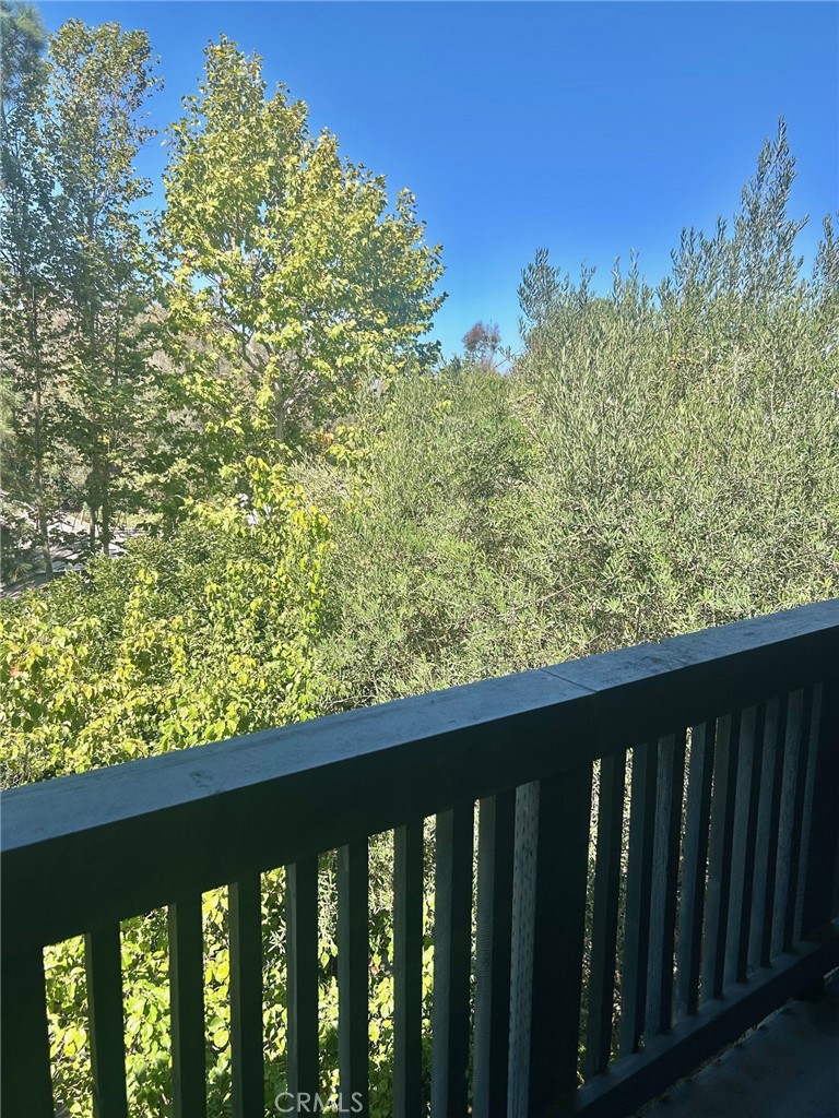 18. 3605 W Hidden Lane #309 Rolling Hills Estates, CA 90274