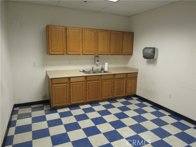  Commercial for Sale in Victorville, California