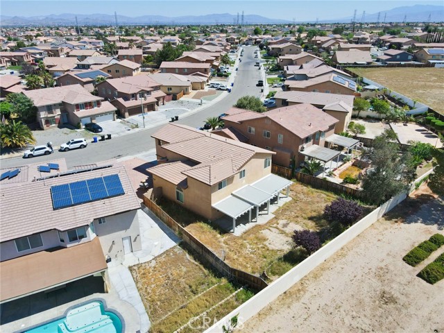 Detail Gallery Image 3 of 54 For 13010 Banning, Victorville,  CA 92392 - 5 Beds | 3 Baths