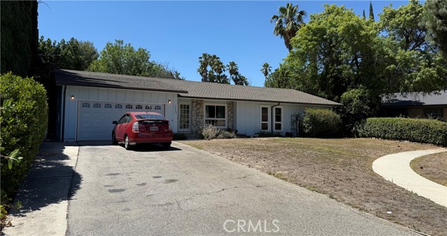 Detail Gallery Image 2 of 23 For 11153 Amigo Ave, Porter Ranch,  CA 91326 - 4 Beds | 2 Baths