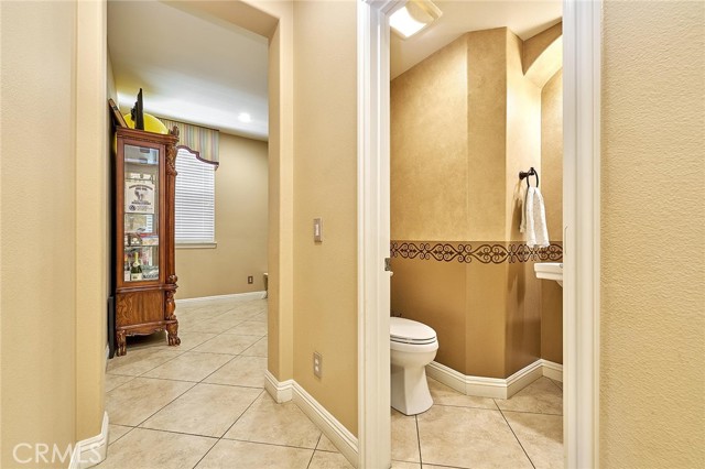 Detail Gallery Image 18 of 48 For 524 S Petunia, La Habra,  CA 90631 - 4 Beds | 3/1 Baths