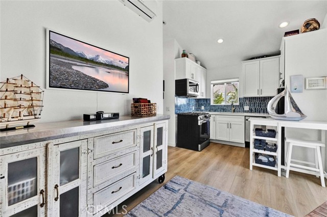 Detail Gallery Image 22 of 35 For 1402 E Rose Ave, Orange,  CA 92867 - 5 Beds | 3 Baths