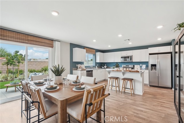 Detail Gallery Image 5 of 17 For 416 Ivy Crest Dr, San Jacinto,  CA 92582 - 4 Beds | 3/1 Baths