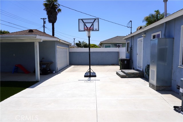 13906 S Kalsman Avenue, Compton CA: https://media.crmls.org/medias/491374c2-f2c5-443a-9c4b-779f2d1f37ca.jpg