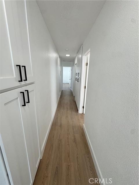 Detail Gallery Image 10 of 21 For 122 46th St #B,  Newport Beach,  CA 92663 - 3 Beds | 2 Baths