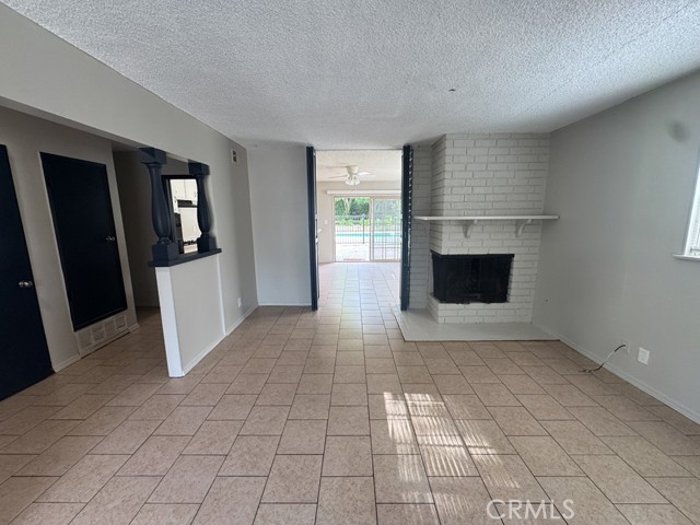 Detail Gallery Image 4 of 10 For 4170 Mt Vernon, Riverside,  CA 92507 - 4 Beds | 2 Baths