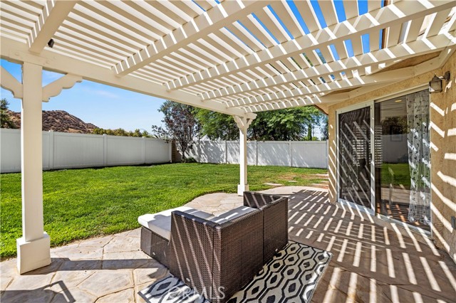 Detail Gallery Image 29 of 38 For 21240 Lone Star Way, Saugus,  CA 91390 - 4 Beds | 3 Baths
