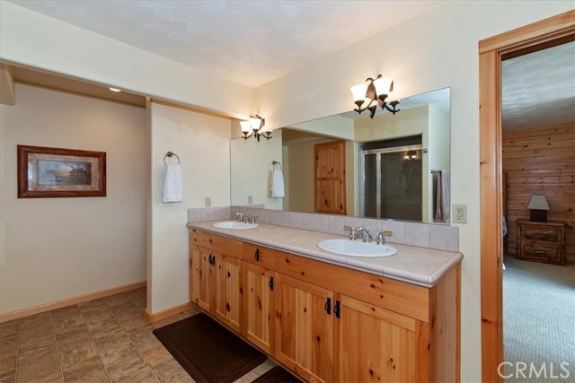 Detail Gallery Image 43 of 75 For 42545 Pegasus, Big Bear Lake,  CA 92315 - 5 Beds | 4 Baths