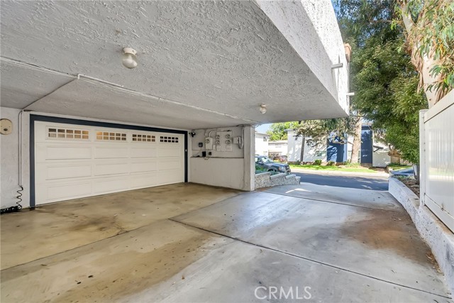 1440 12th Street, Manhattan Beach, California 90266, 2 Bedrooms Bedrooms, ,3 BathroomsBathrooms,Residential,Sold,12th,IV24215521