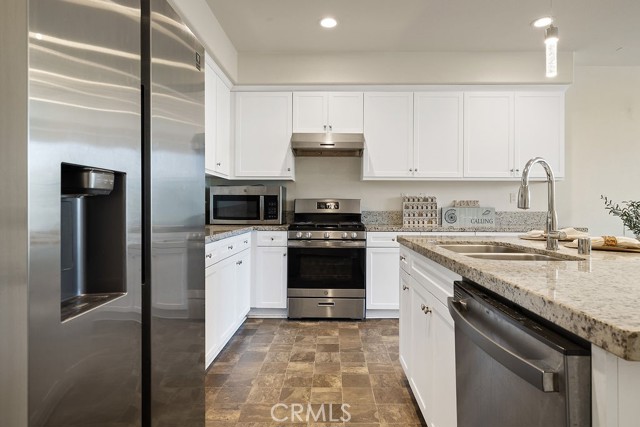 Detail Gallery Image 3 of 34 For 1018 Shiba Ct, Upland,  CA 91786 - 3 Beds | 2/1 Baths