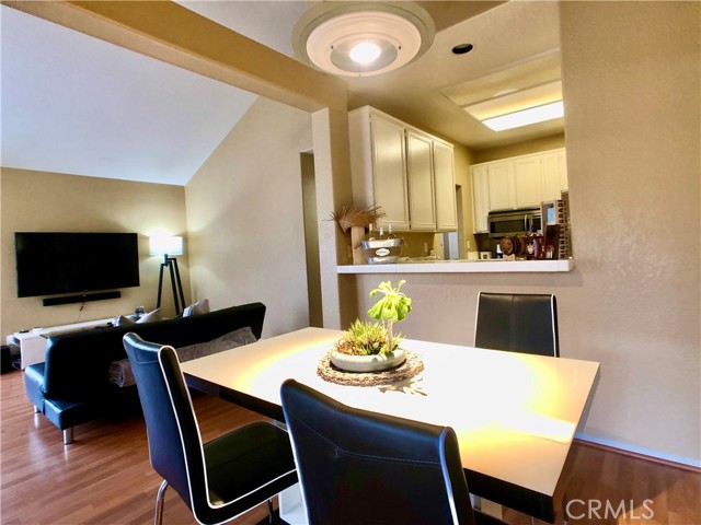 Detail Gallery Image 8 of 37 For 163 Night Heron Ln, Aliso Viejo,  CA 92656 - 2 Beds | 2 Baths