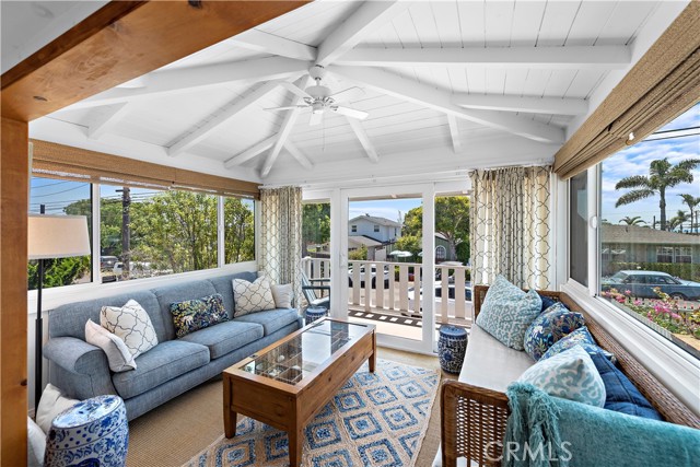 Detail Gallery Image 7 of 39 For 1016 Catalina, Laguna Beach,  CA 92651 - 3 Beds | 2 Baths