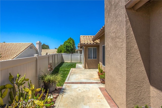 518 S Seminole Circle, Banning CA: https://media.crmls.org/medias/49196aca-435e-4a43-963c-07bf704f0243.jpg