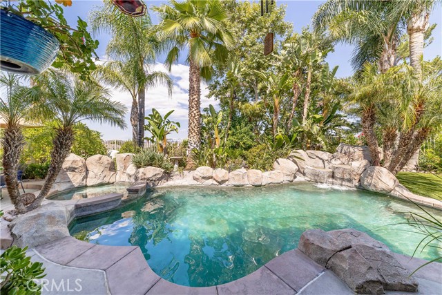 17 Ponte Brava, Lake Elsinore CA: https://media.crmls.org/medias/4919cd36-68e6-4588-9e18-bc89ff650e98.jpg