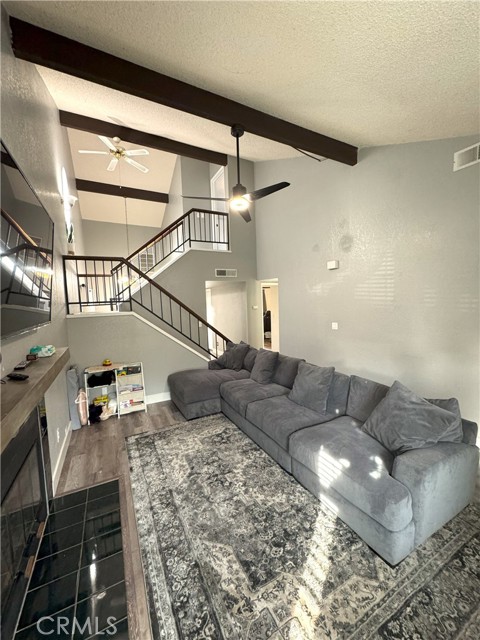 Detail Gallery Image 4 of 24 For 5455 N Marty Ave #141,  Fresno,  CA 93711 - 3 Beds | 2 Baths