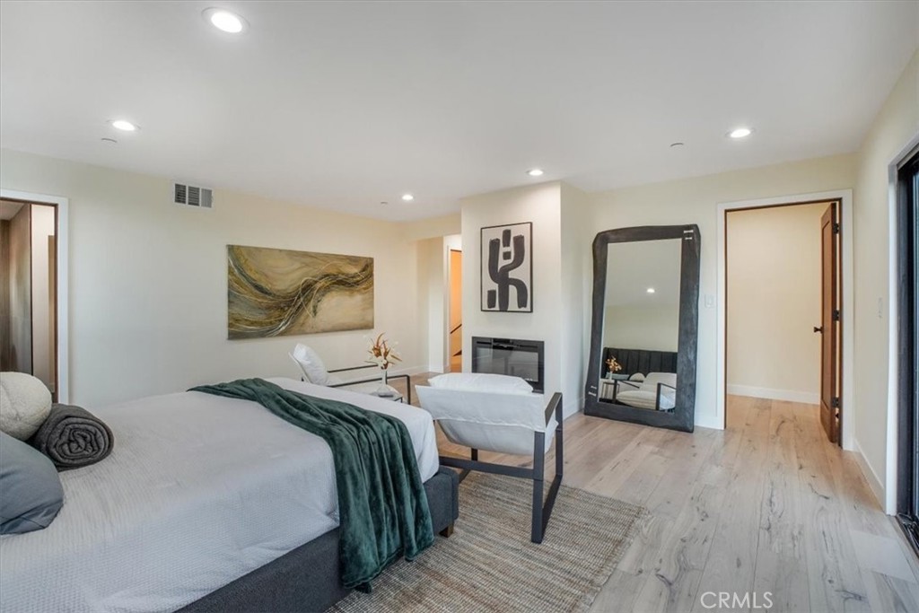 MLS #DW25227785 image #19