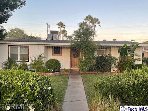 6912 AURA AVE, Reseda, California 91335, 3 Bedrooms Bedrooms, ,1 BathroomBathrooms,Residential,For Sale,AURA AVE,320009828