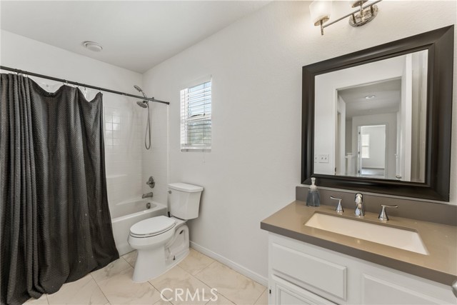 15242 Washington, Lake Elsinore CA: https://media.crmls.org/medias/491d4a25-5fe8-49cf-a3fb-1d6109021c8c.jpg