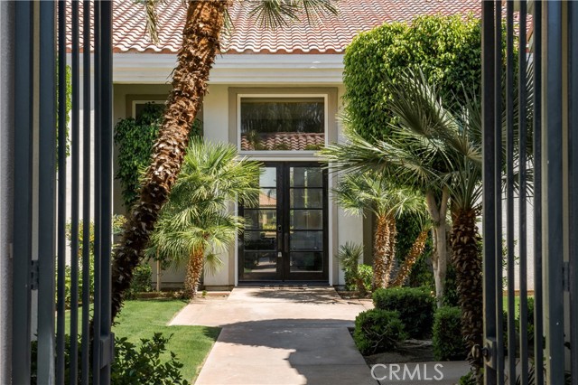 56610 Muirfield, La Quinta CA: https://media.crmls.org/medias/491daa2d-b7be-431a-8afc-f7b944c48c87.jpg