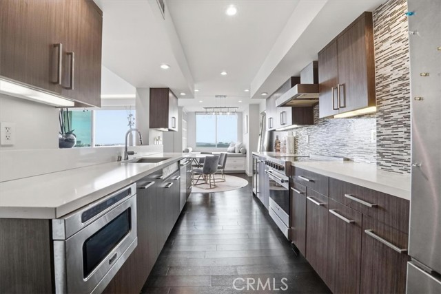 Detail Gallery Image 25 of 75 For 818 N Doheny Dr #908,  West Hollywood,  CA 90069 - 2 Beds | 2 Baths