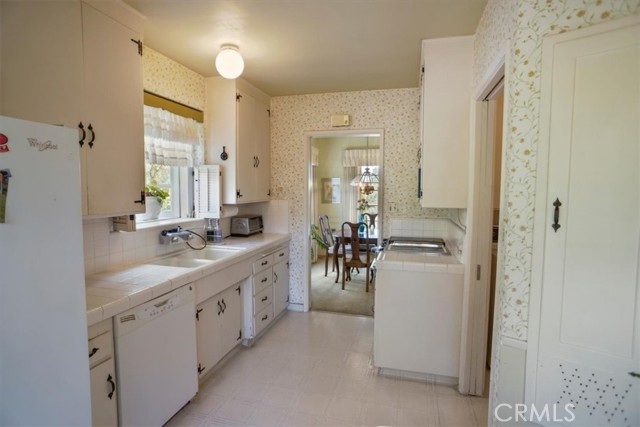Detail Gallery Image 7 of 25 For 1083 E Fairmount, Burbank,  CA 91501 - 3 Beds | 1/1 Baths