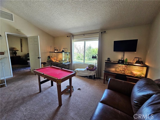 Detail Gallery Image 14 of 28 For 4718 Woodbend, San Bernardino,  CA 92407 - 2 Beds | 2 Baths