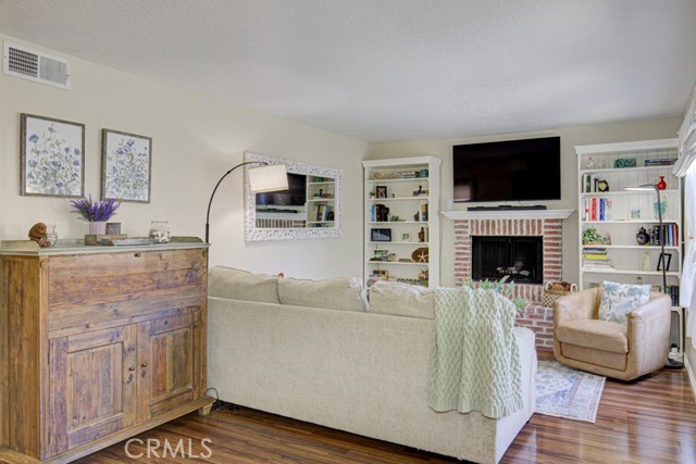 Detail Gallery Image 4 of 29 For 25631 Mont Pointe 7d,  Lake Forest,  CA 92630 - 2 Beds | 1/1 Baths