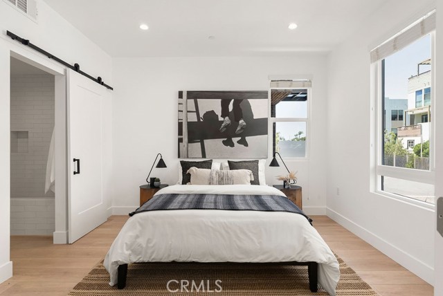 608 Malibu, Costa Mesa CA: https://media.crmls.org/medias/49203b83-c577-47b0-b055-8c1a7abf4d4d.jpg