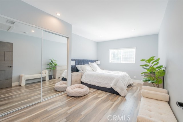 Detail Gallery Image 6 of 38 For 6436 Day St, Tujunga,  CA 91042 - 5 Beds | 4 Baths