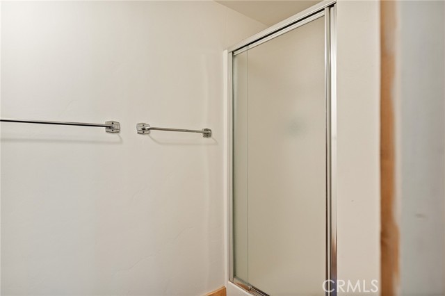 Detail Gallery Image 30 of 34 For 954 Crest Estates, Lake Arrowhead,  CA 92352 - 3 Beds | 2 Baths