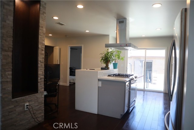 Detail Gallery Image 4 of 17 For 1532 S Mayo Ave, Compton,  CA 90221 - 3 Beds | 2 Baths
