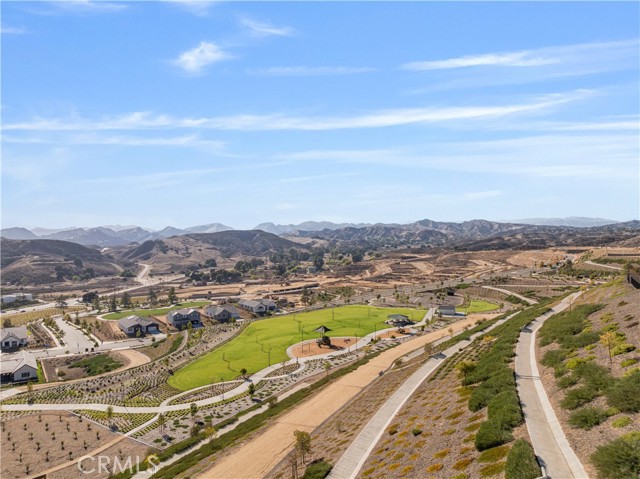 Detail Gallery Image 32 of 34 For 28528 Wildflower Terrace, Castaic,  CA 91384 - 3 Beds | 3 Baths