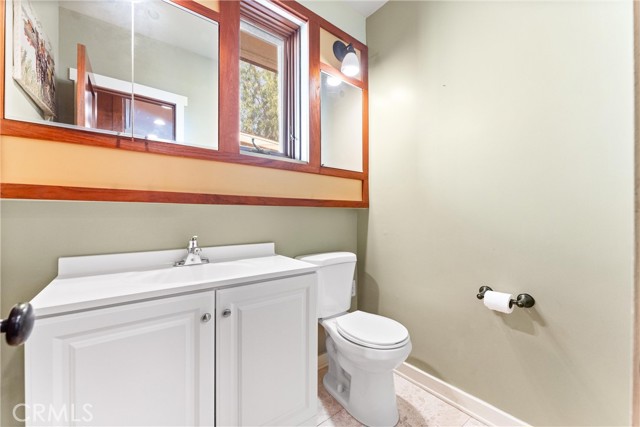 Detail Gallery Image 22 of 39 For 1944 W Lullaby Ln, Anaheim,  CA 92804 - 3 Beds | 2/1 Baths