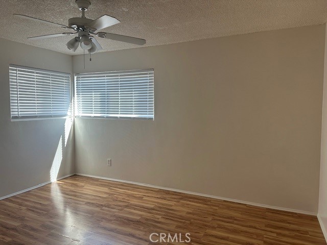 Detail Gallery Image 6 of 13 For 414 E Route 66 #4,  Glendora,  CA 91740 - 2 Beds | 1 Baths