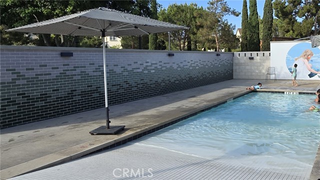 610 Cultivate, Irvine CA: https://media.crmls.org/medias/49230a19-8299-462e-b348-9206a05404a1.jpg