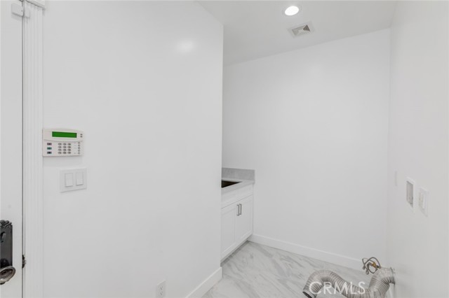 1841 Skyline Way, Fullerton CA: https://media.crmls.org/medias/49235268-c5dd-43e1-afff-d11f2ee9d3e8.jpg