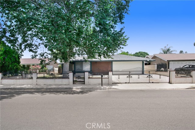 13688 Pecan Place, Moreno Valley CA: https://media.crmls.org/medias/4923c478-4382-4125-9f38-4bcd516c9913.jpg