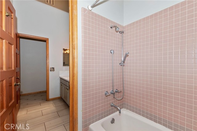 Detail Gallery Image 36 of 50 For 733 Winterset Ct, Big Bear Lake,  CA 92315 - 3 Beds | 2/1 Baths