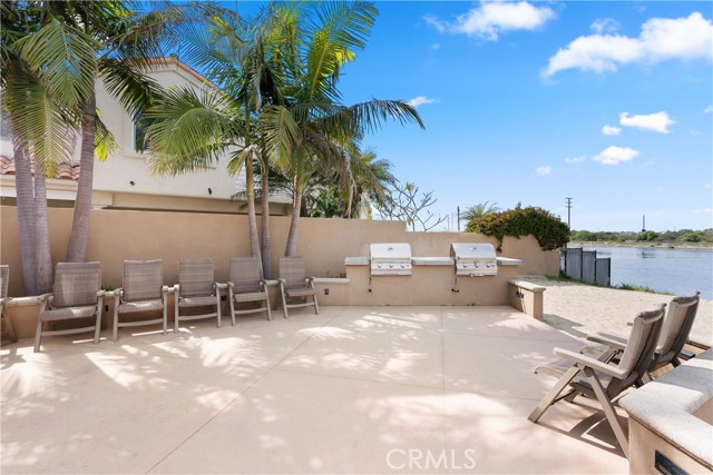 Detail Gallery Image 32 of 36 For 258 Walnut, Newport Beach,  CA 92663 - 3 Beds | 2 Baths