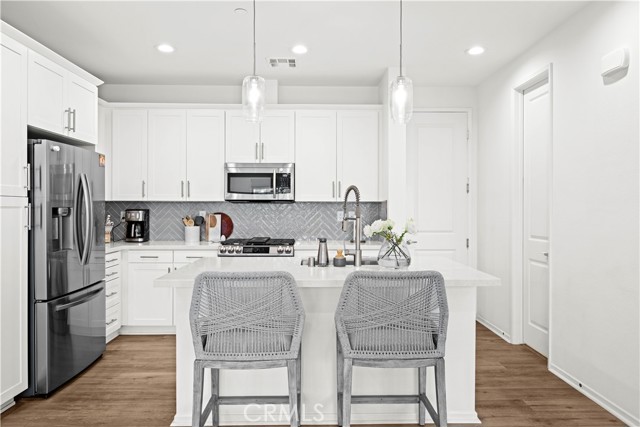 Detail Gallery Image 8 of 67 For 3145 Telaga Rd, Carlsbad,  CA 92010 - 3 Beds | 2/1 Baths