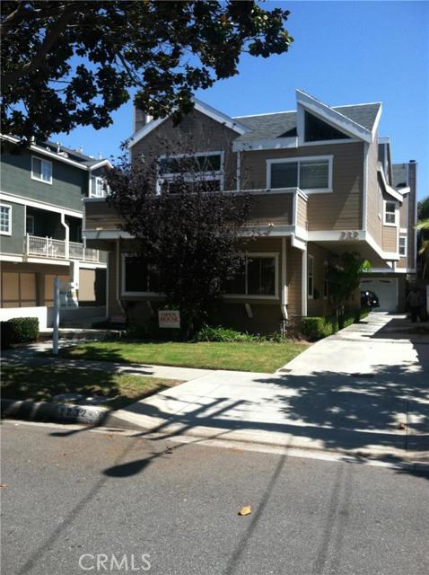 232 Irena, Redondo Beach, California 90277, 4 Bedrooms Bedrooms, ,2 BathroomsBathrooms,Residential,Sold,Irena,SB15190831