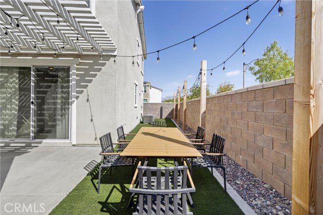 16765 Stags Leap Lane, Fontana CA: https://media.crmls.org/medias/492674de-2dc3-489c-ab29-772665dfcda3.jpg