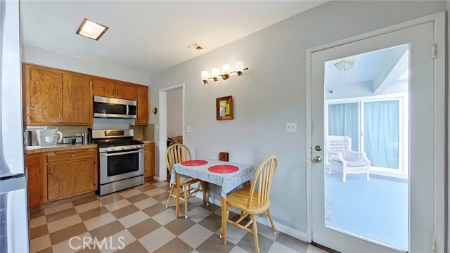 Detail Gallery Image 14 of 38 For 3516 Las Palmas, Glendale,  CA 91208 - – Beds | – Baths