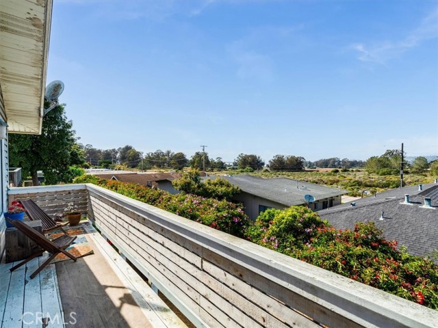 748 Woodland Drive, Los Osos CA: https://media.crmls.org/medias/49279910-727f-4aca-a2e8-5dde4bd7b2f1.jpg